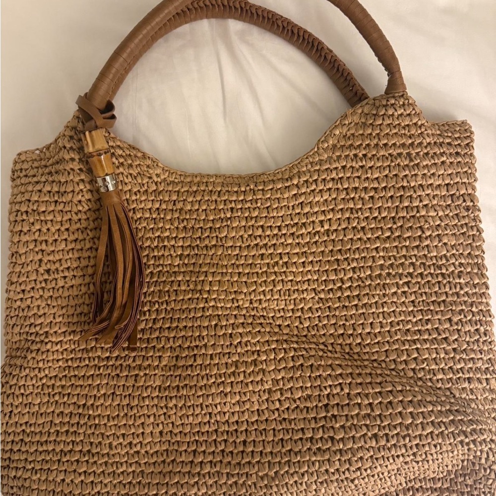 Stylish Tan Woven Tote Bag - Tommy Bahama